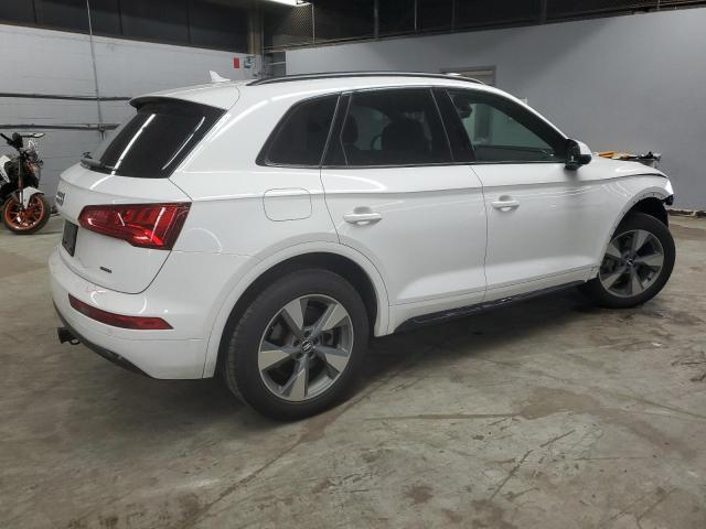  AUDI Q5 2020 Белы