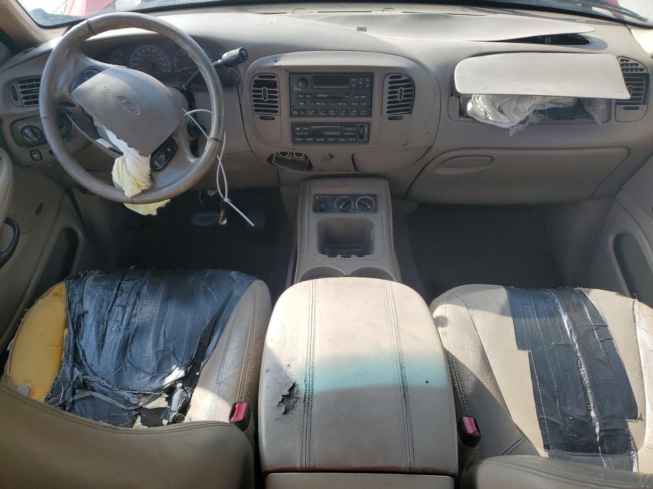 2000 Ford Expedition Eddie Bauer VIN: 1FMRU17L2YLA96799 Lot: 60087165