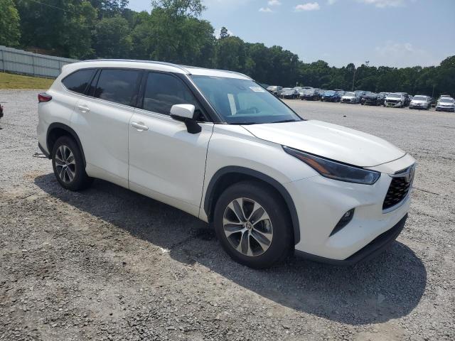  TOYOTA HIGHLANDER 2021 Biały