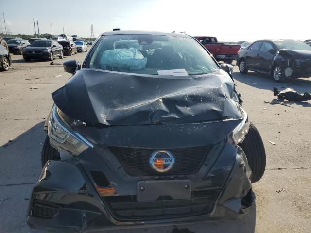  NISSAN VERSA 2021 Czarny