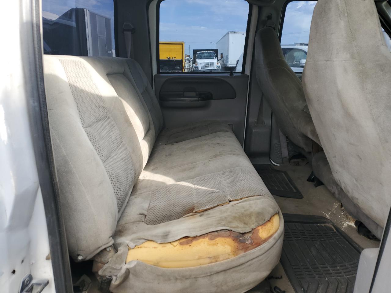 2001 Ford F550 Super Duty VIN: 1FDAW57F21EC04650 Lot: 60737745