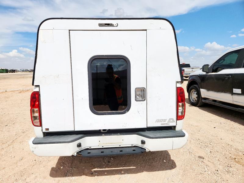  NISSAN FRONTIER 2019 Biały
