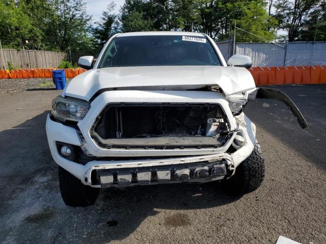  TOYOTA TACOMA 2020 Білий