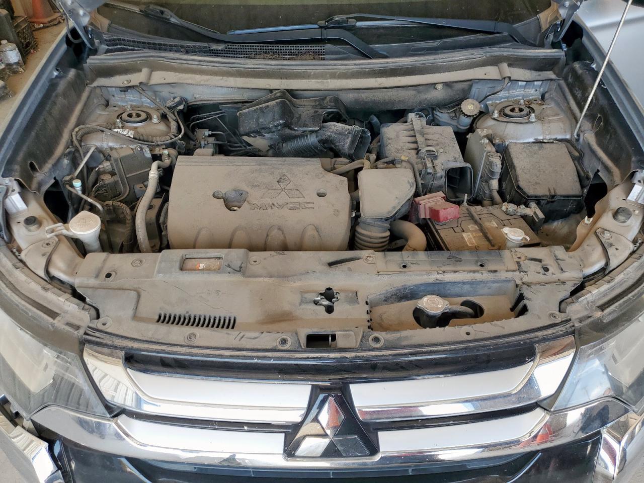 2016 Mitsubishi Outlander Es VIN: JA4AD2A37GZ033834 Lot: 61653055