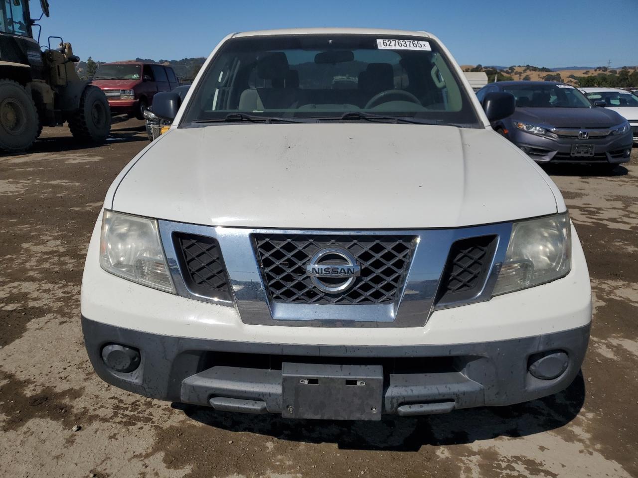 NISSAN FRONTIER 2015 VIN 1N6BD0CT5FN759027 photo 5