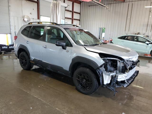  SUBARU FORESTER 2022 Silver