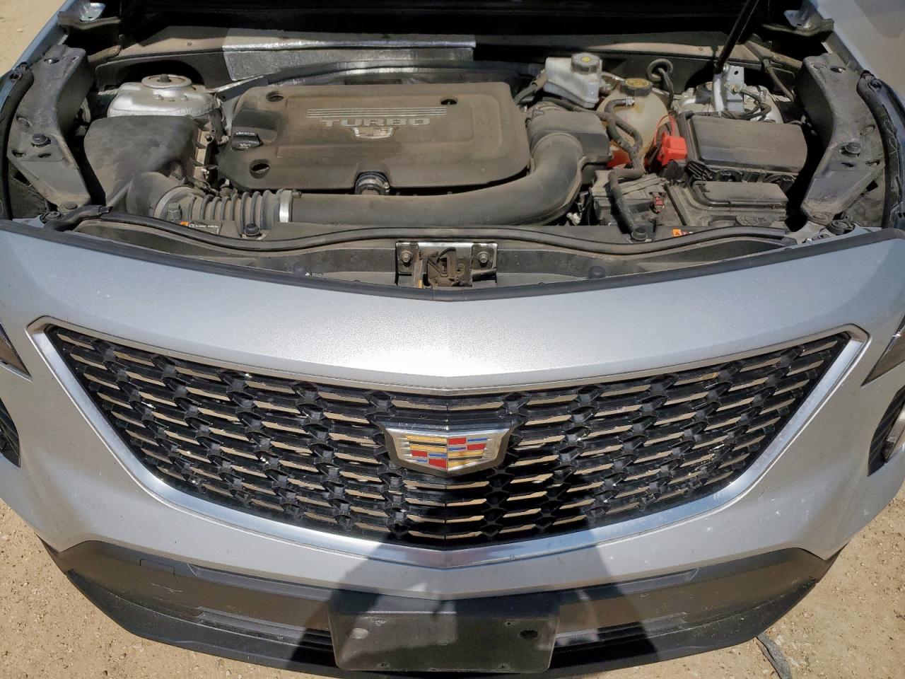 2020 Cadillac Xt4 Luxury VIN: 1GYAZAR40LF070616 Lot: 61146855