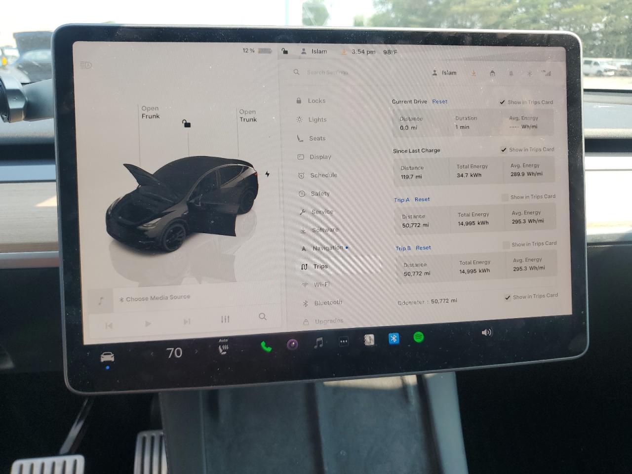 2023 Tesla Model Y VIN: 7SAYGDEF6PF860826 Lot: 60297665