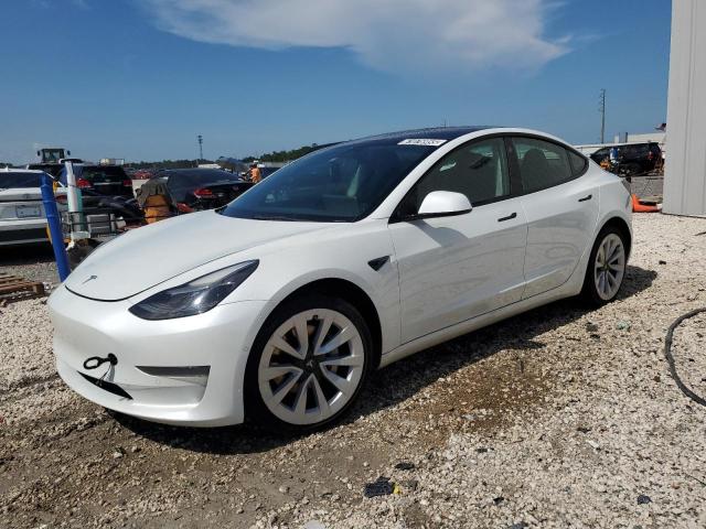 TESLA MODEL 3 2022