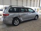 2015 Toyota Sienna Le en Venta en Rogersville, MO - Side