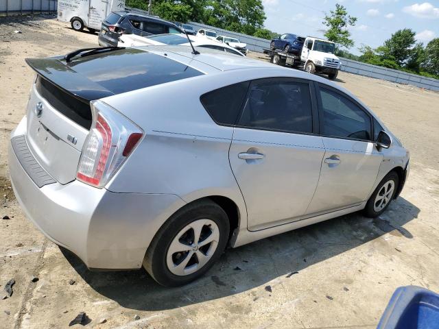  TOYOTA PRIUS 2015 Srebrny