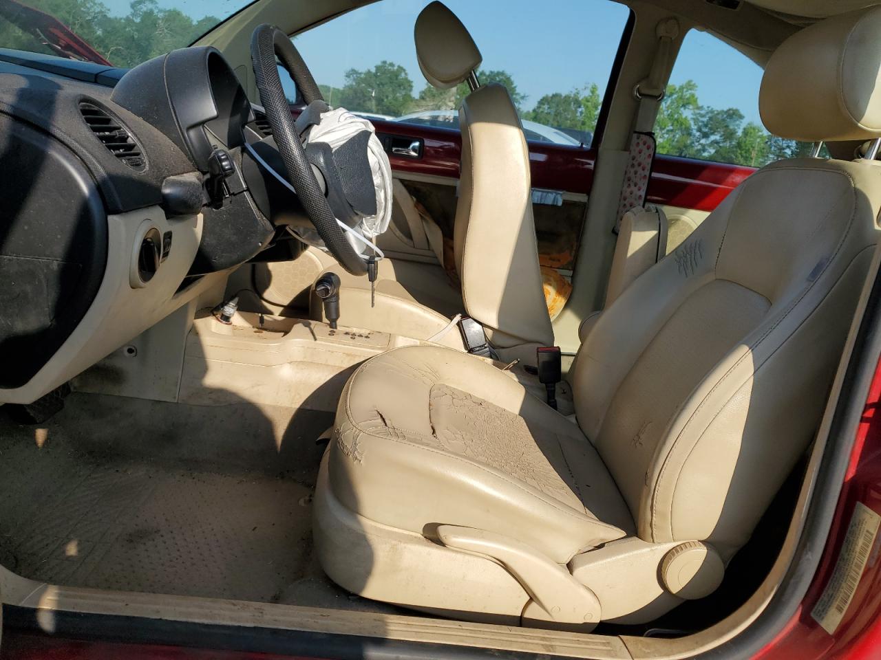 2007 Volkswagen New Beetle 2.5L VIN: 3VWPW31C07M506195 Lot: 61638195