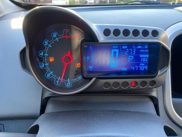 Hatchbacks CHEVROLET SONIC 2013 Black