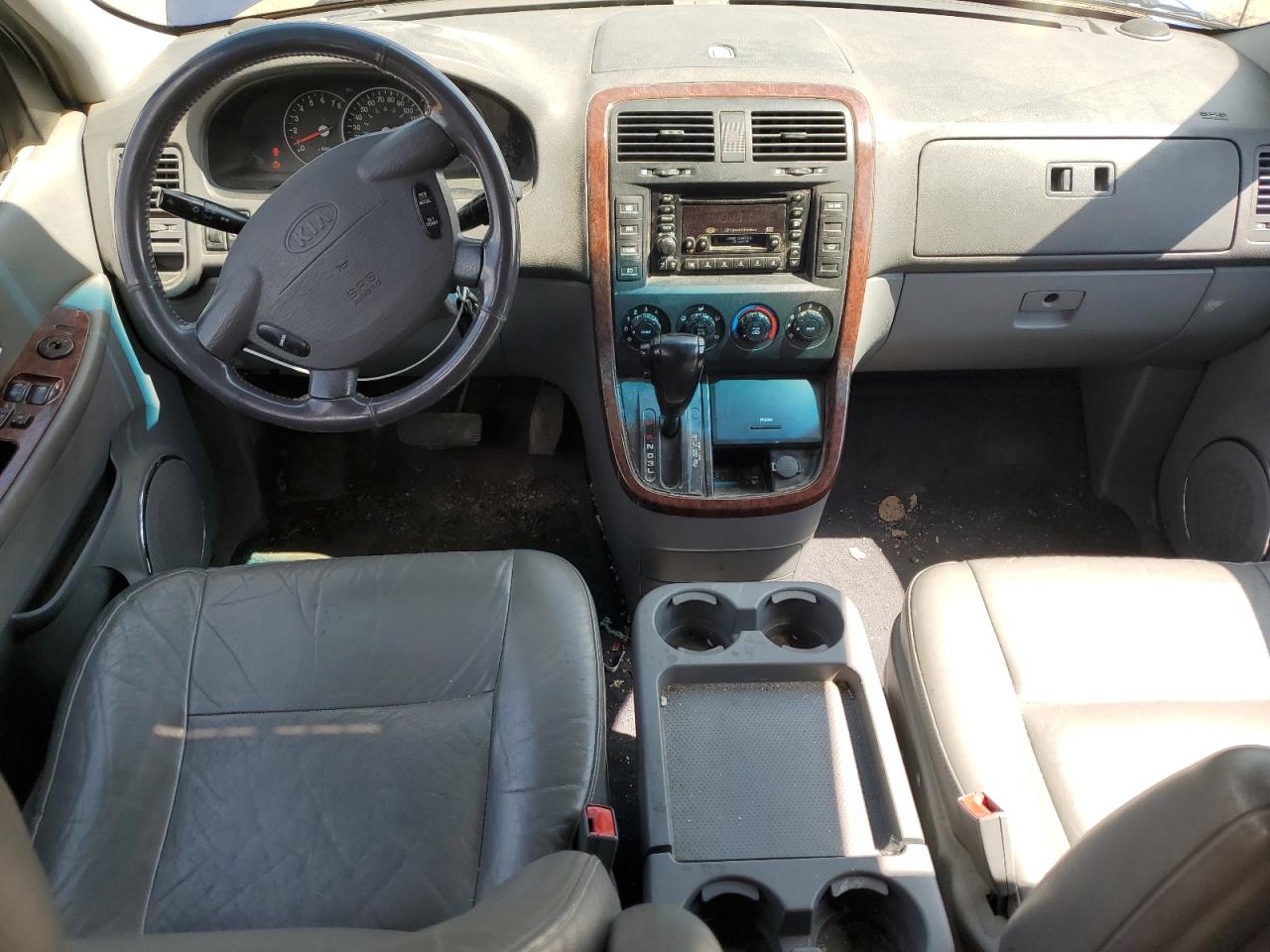 2002 Kia Sedona Ex VIN: KNDUP131926273106 Lot: 61443415