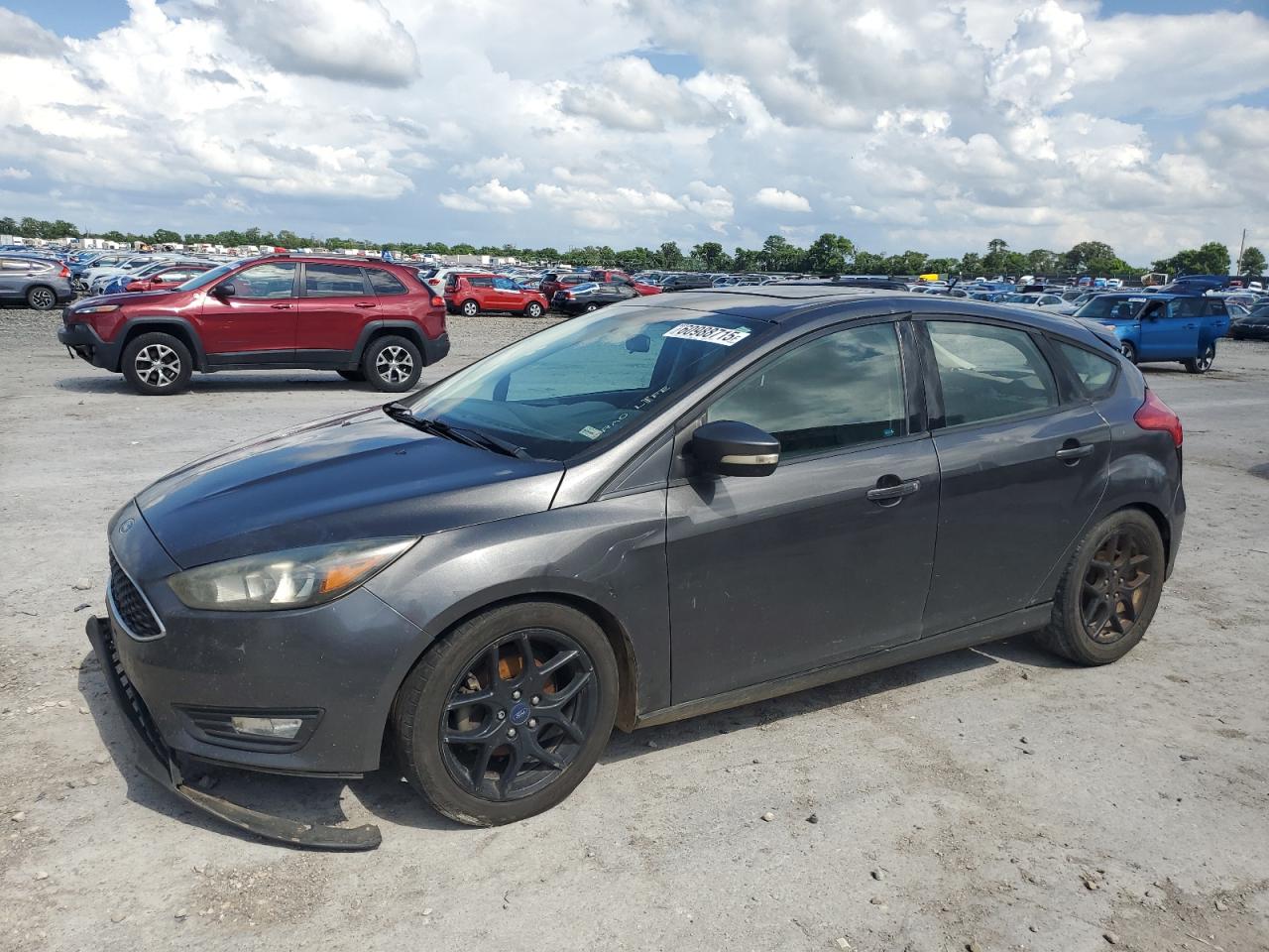 2016 Ford Focus Se იყიდება Sikeston-ში, MO - Rear End