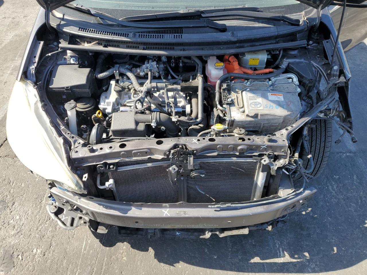 2012 Toyota Prius C VIN: JTDKDTB38C1011588 Lot: 62002895