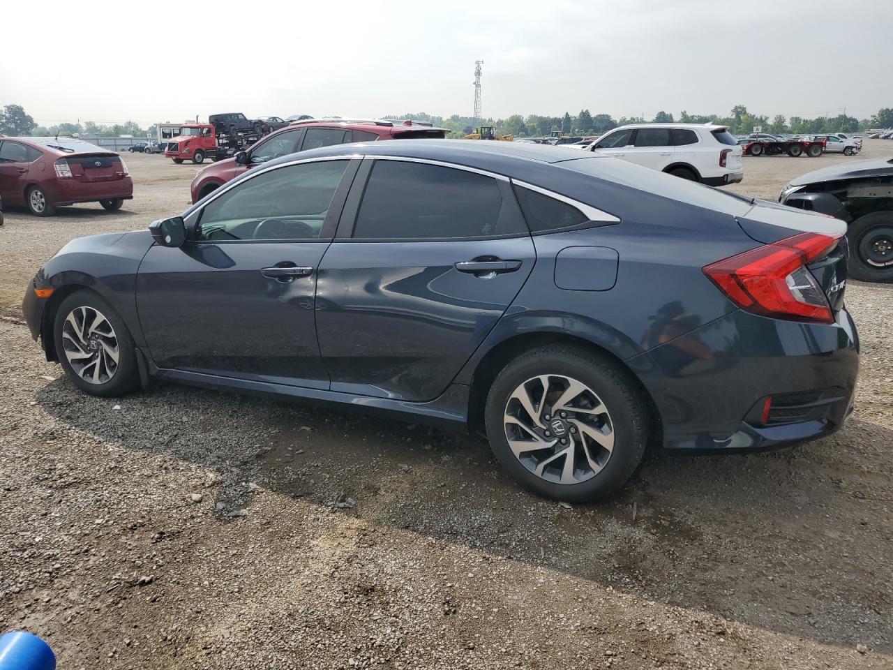 HONDA CIVIC 2019 VIN 2HGFC2F77KH000465 фото 2