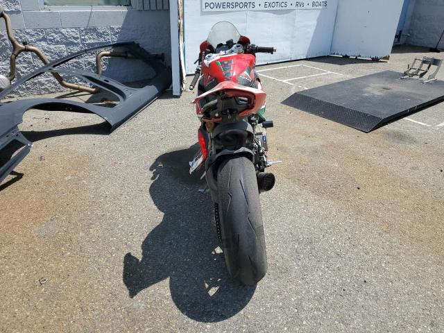 2023 DUCATI PANIGALE V2  