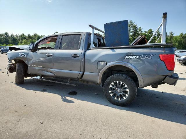 Пікапи NISSAN TITAN 2016 Сірий