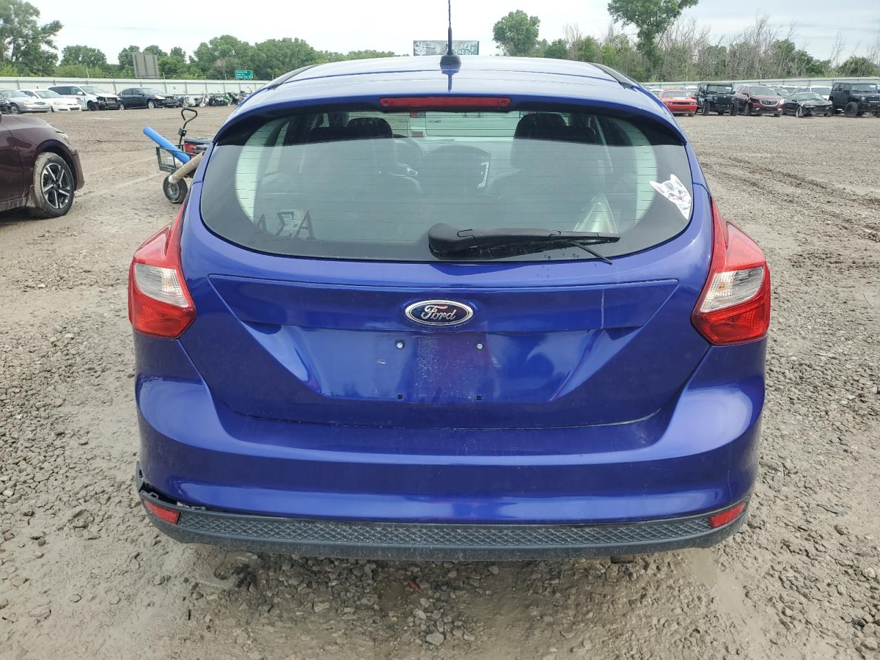 2014 Ford Focus Se VIN: 1FADP3K20EL277000 Lot: 62898935