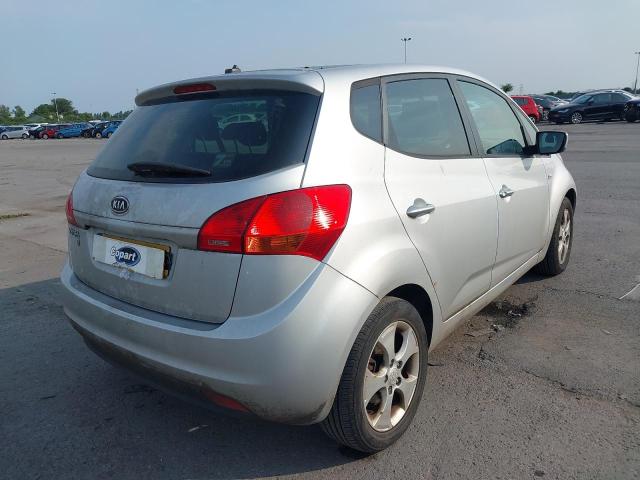 2010 KIA VENGA 3