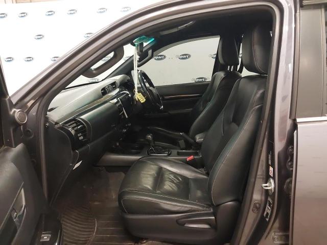 2018 TOYOTA HILUX INVI