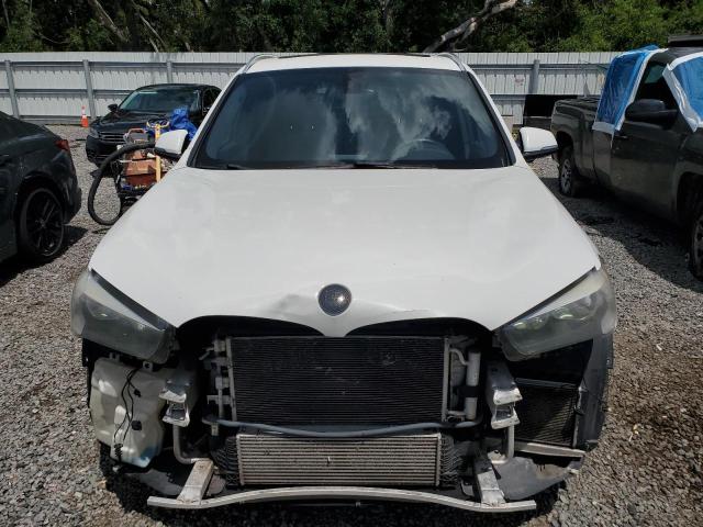  BMW X1 2016 Белы