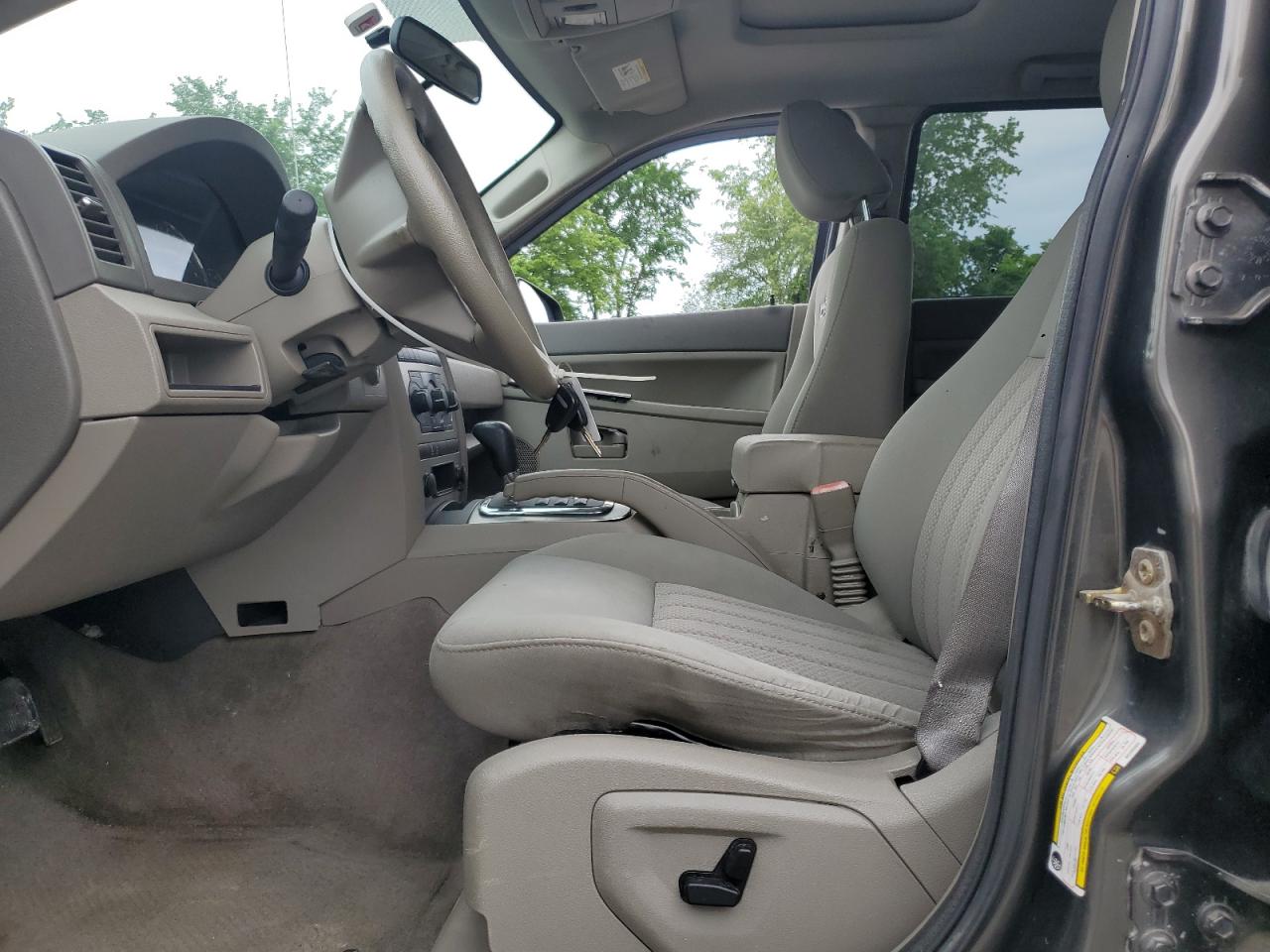 2006 Jeep Grand Cherokee Laredo VIN: 1J4HR48N96C265002 Lot: 60872245
