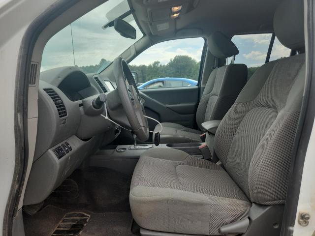  NISSAN FRONTIER 2021 Biały