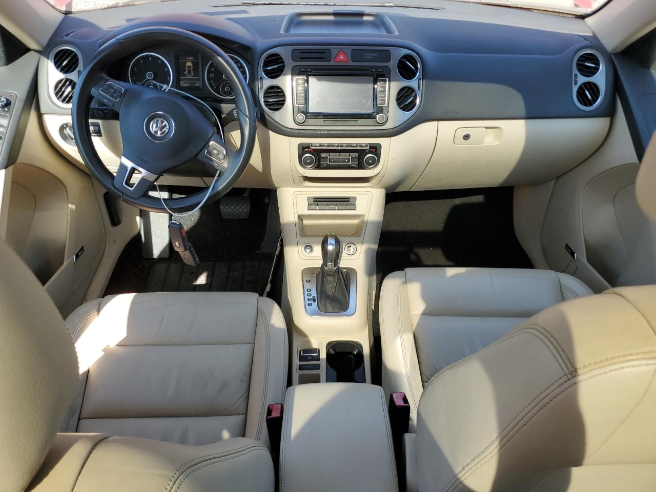 2011 Volkswagen Tiguan S VIN: WVGBV7AX9BW001397 Lot: 63137055