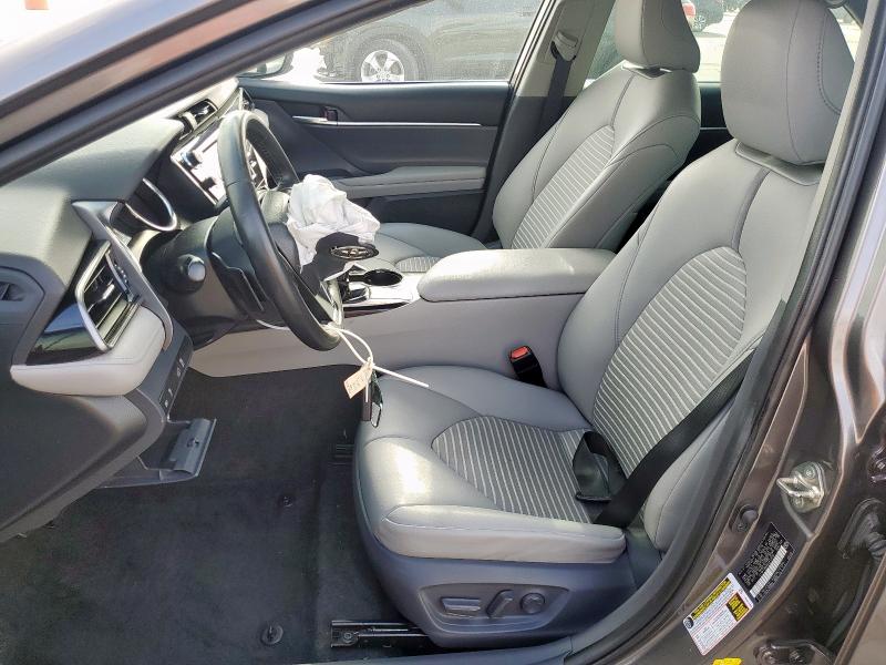  TOYOTA CAMRY 2019 Серый