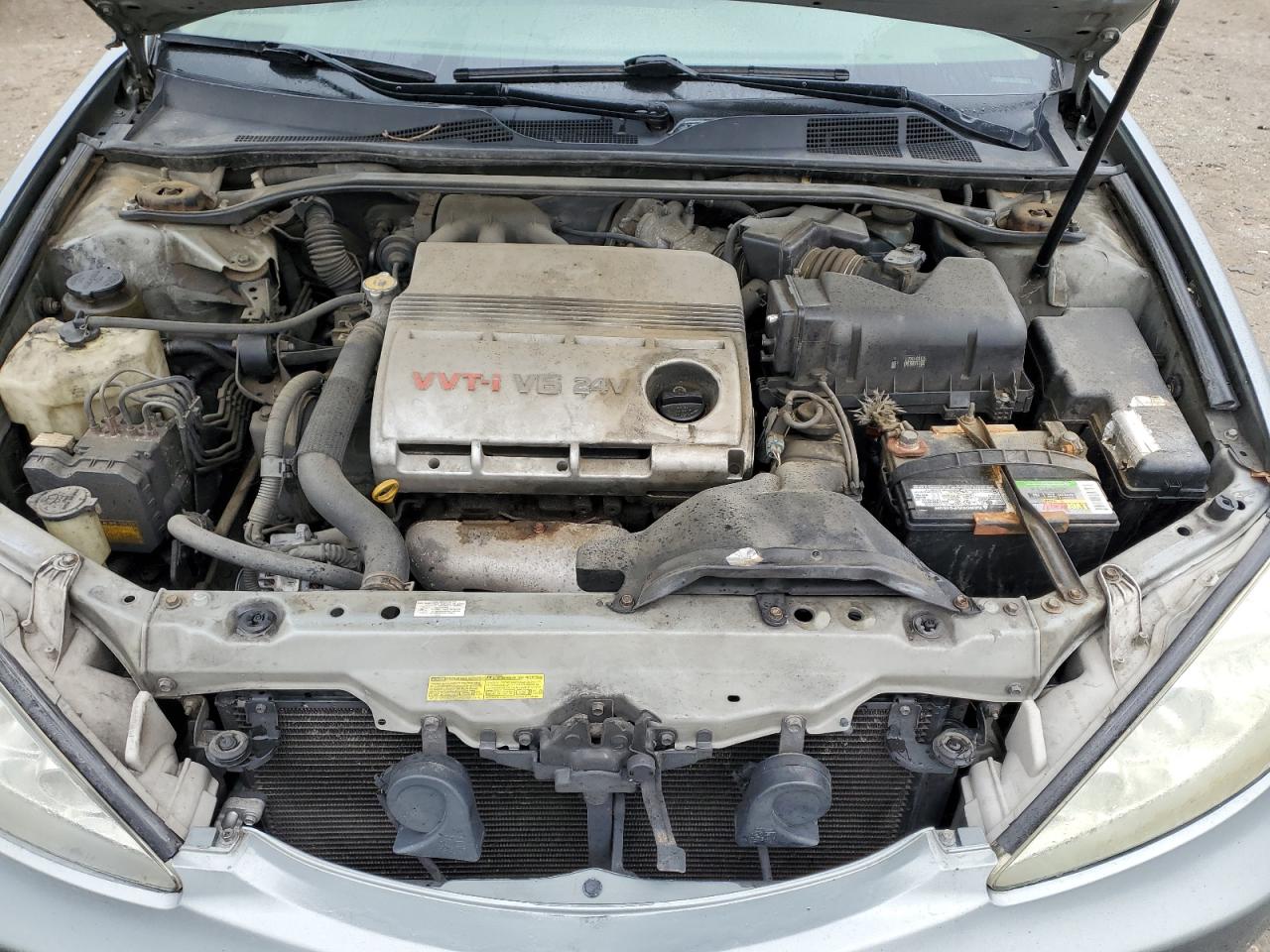 2005 Toyota Camry Le VIN: 4T1BF30K75U613335 Lot: 62474015