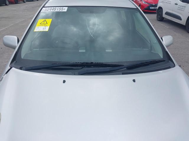 2005 TOYOTA PRIUS T4 V