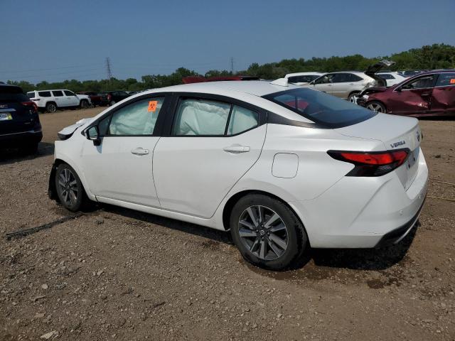 NISSAN VERSA 2021 Бежевый