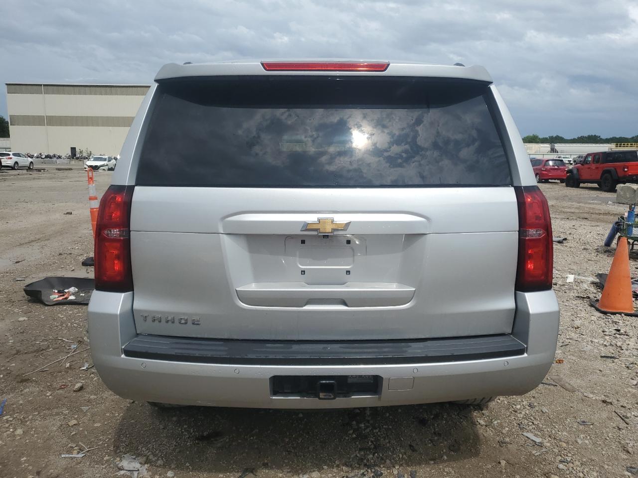 2018 Chevrolet Tahoe K1500 Lt VIN: 1GNSKBKC8JR218214 Lot: 62913825