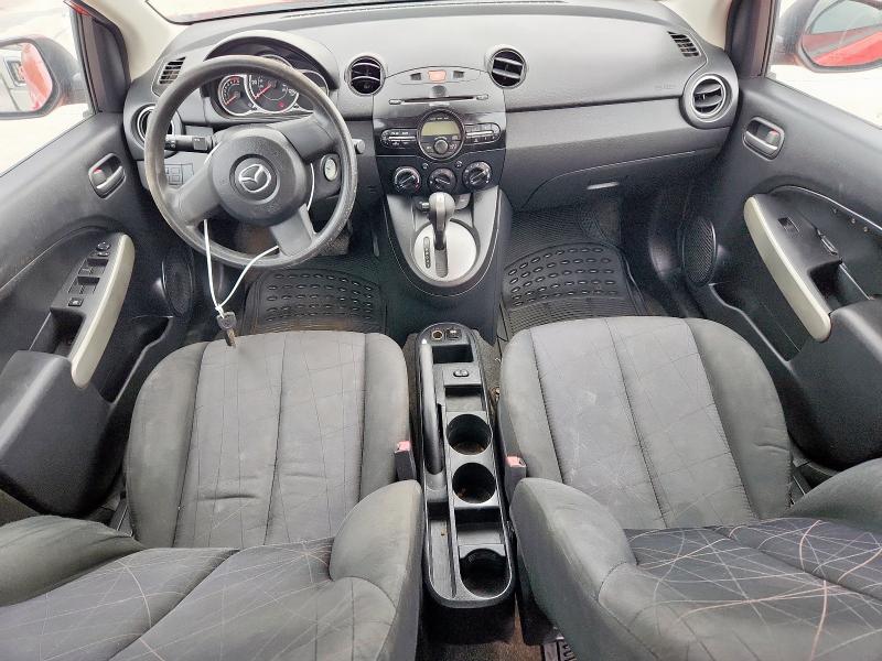  MAZDA 2 2014 Czerwony