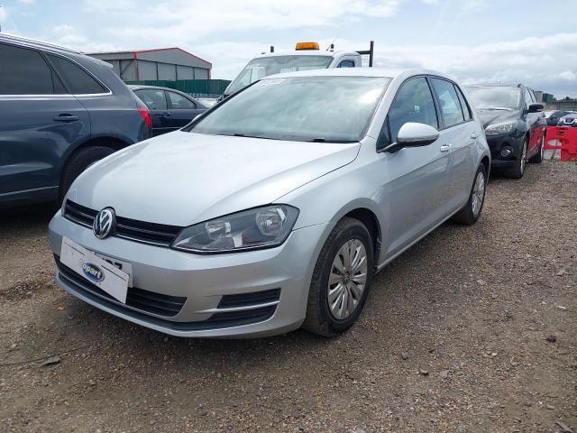 2013 VOLKSWAGEN GOLF S BLU for sale at Copart ROCHFORD