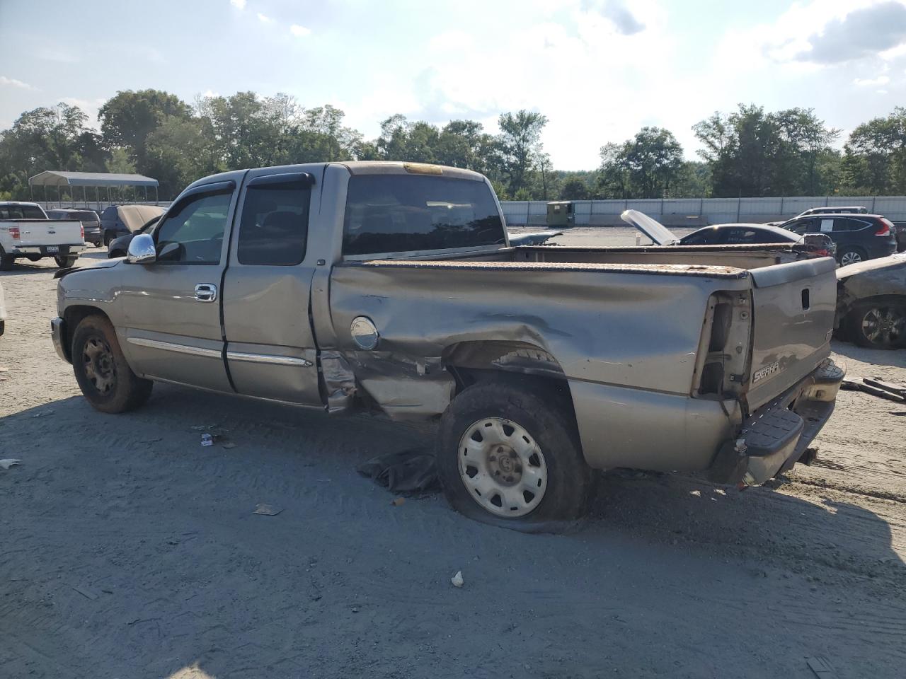 2003 GMC New Sierra C1500 beige null gas 2GTEC19V131365927 photo #3