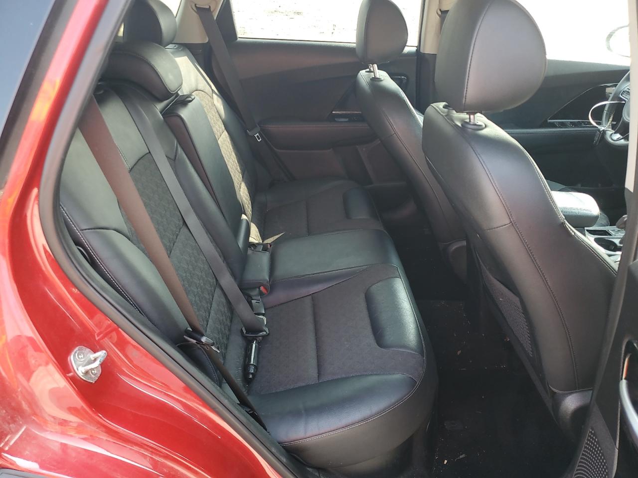 2019 Kia Niro Ex VIN: KNDCC3LC3K5349400 Lot: 60311655