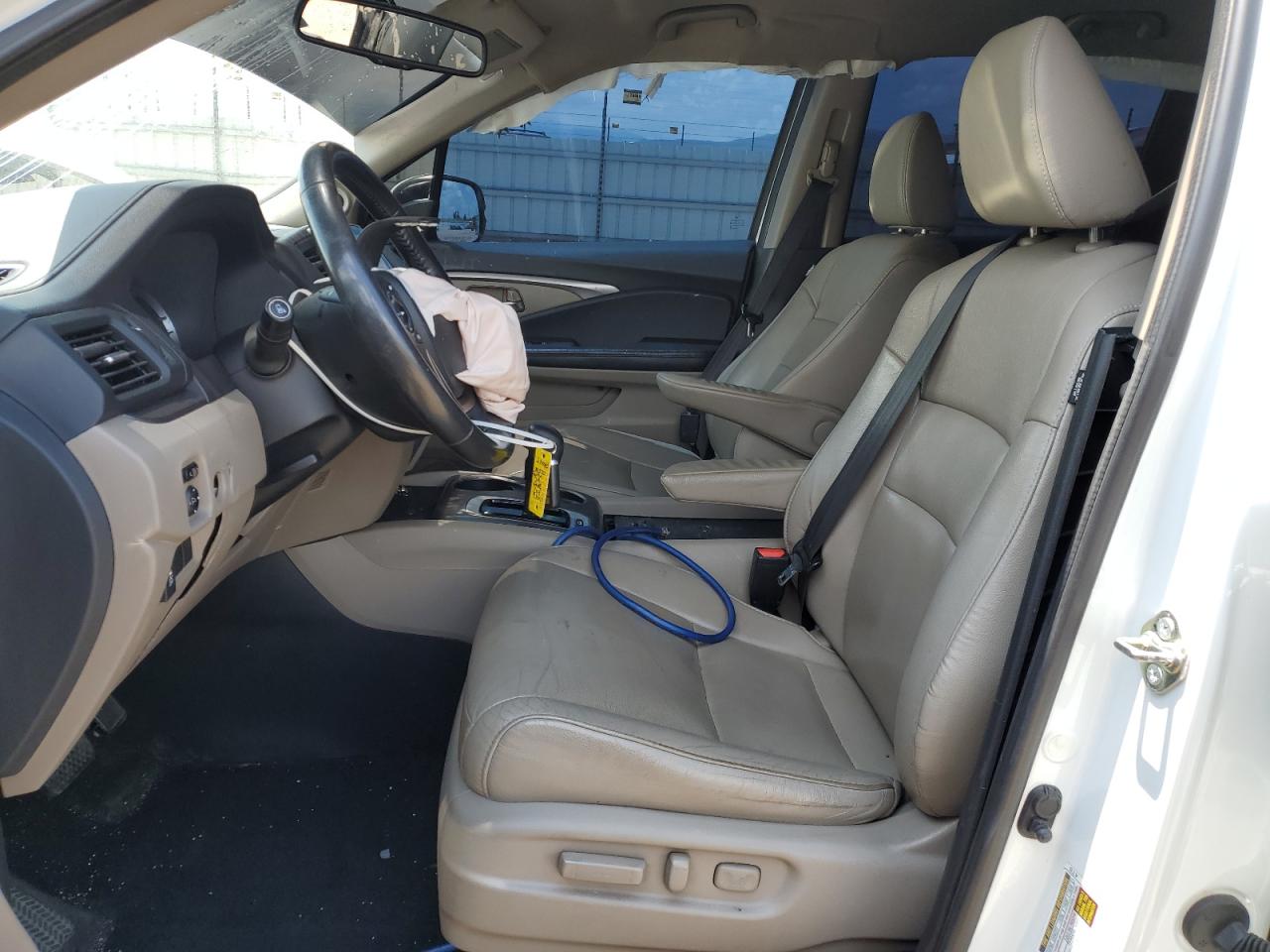 2017 Honda Pilot Exl VIN: 5FNYF6H50HB032545 Lot: 63105225