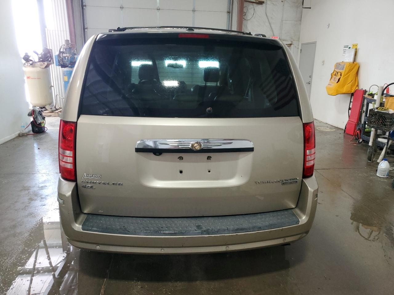 2009 Chrysler Town & Country Limited VIN: 2A8HR64X19R555943 Lot: 60678715