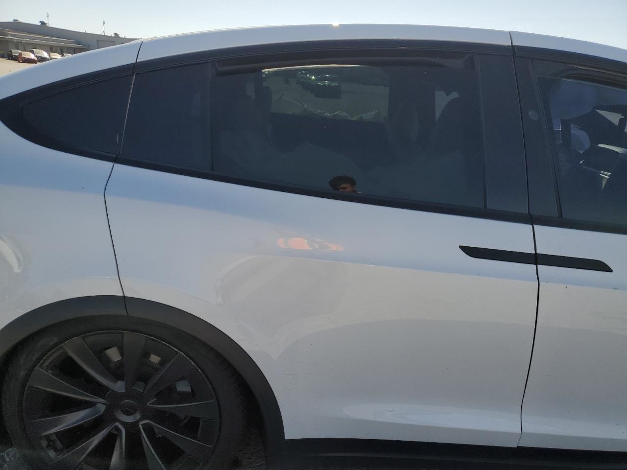 2022 Tesla Model X VIN: 7SAXCAE55NF357721 Lot: 61814275