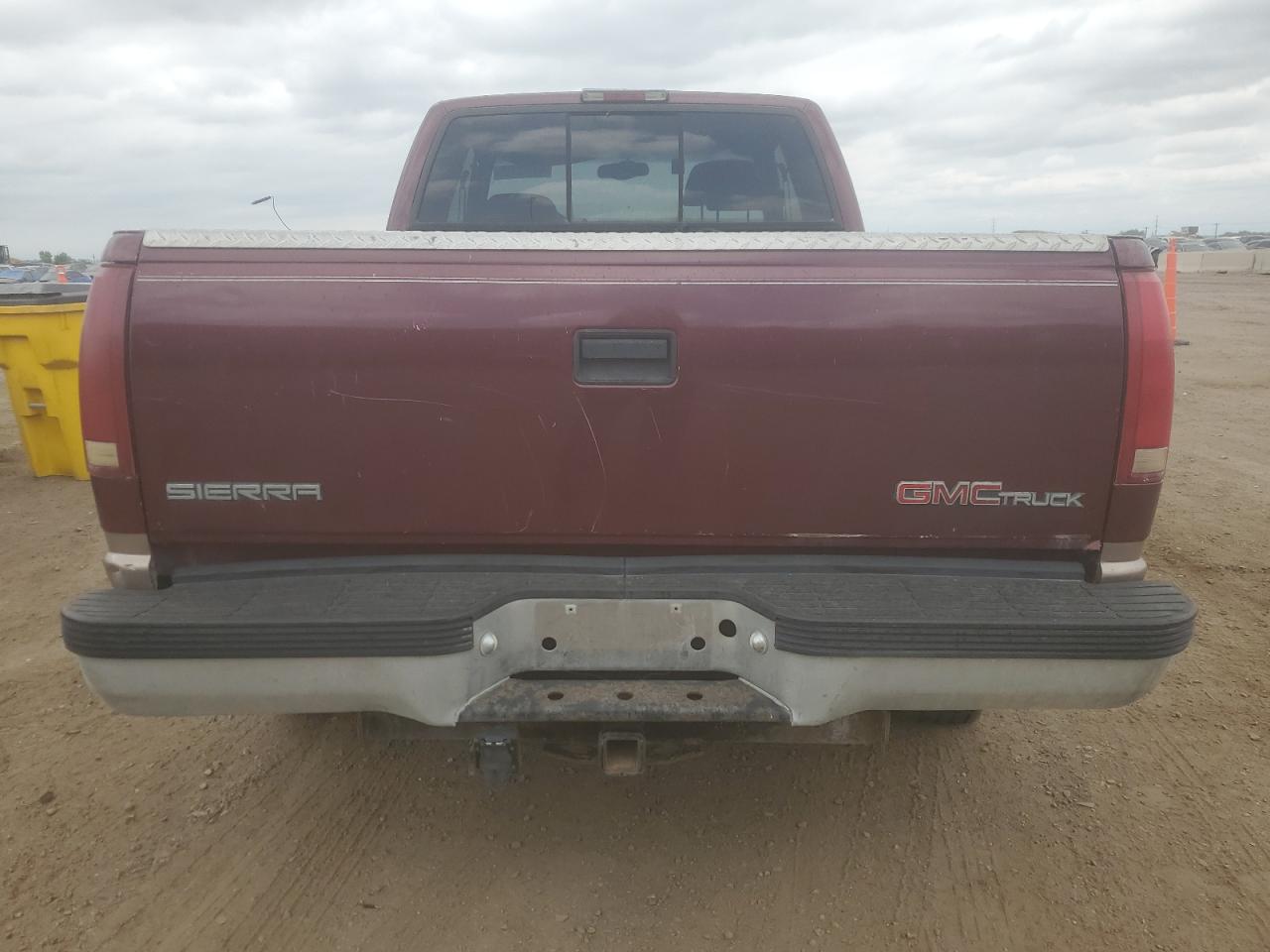 1997 GMC Sierra K1500 VIN: 2GTEK19R3V1540039 Lot: 62322765