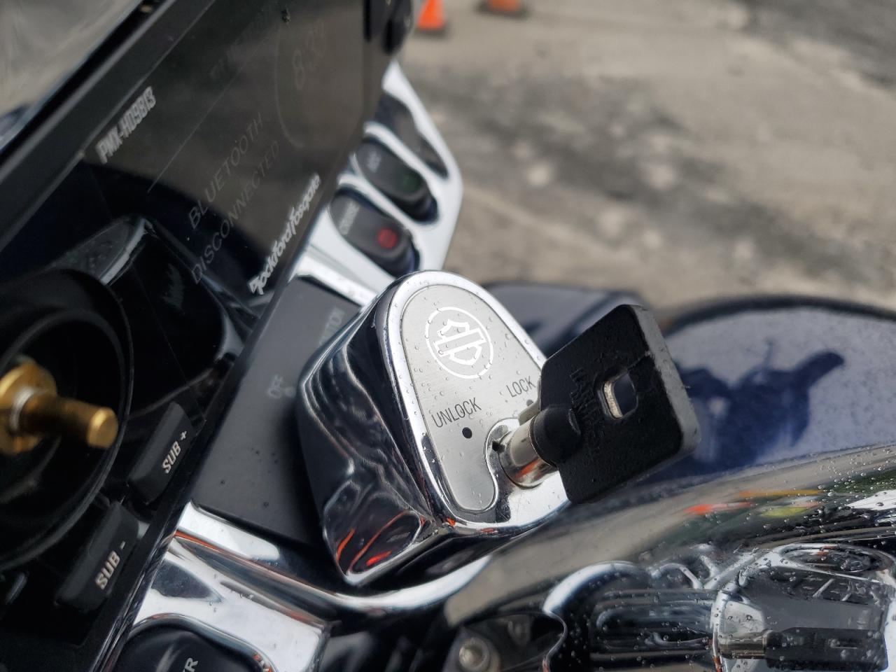 2013 Harley-Davidson Flhtcu Ultra Classic Electra Glide VIN: 1HD1FCM13DB607042 Lot: 61026345