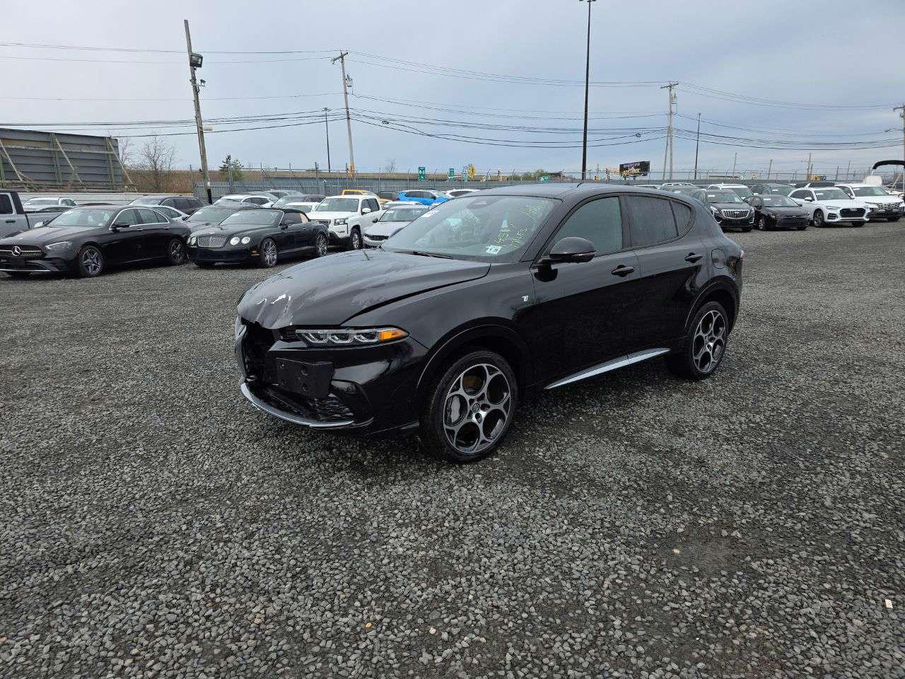 2024 Alfa Romeo Tonale Ti na sprzedaż w Hillsborough, NJ - Front End