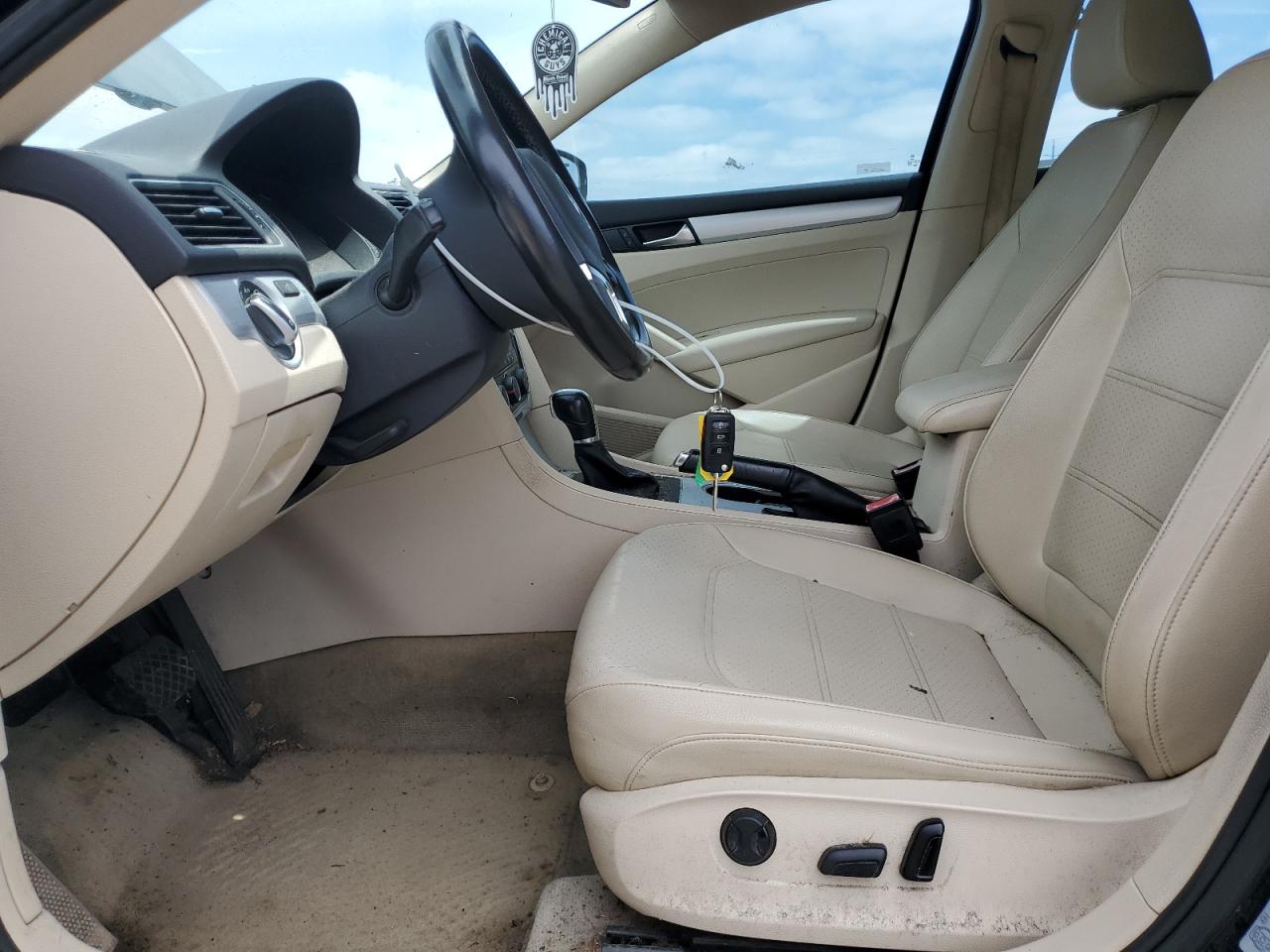 2013 Volkswagen Passat Se VIN: 1VWBN7A34DC099399 Lot: 62032185