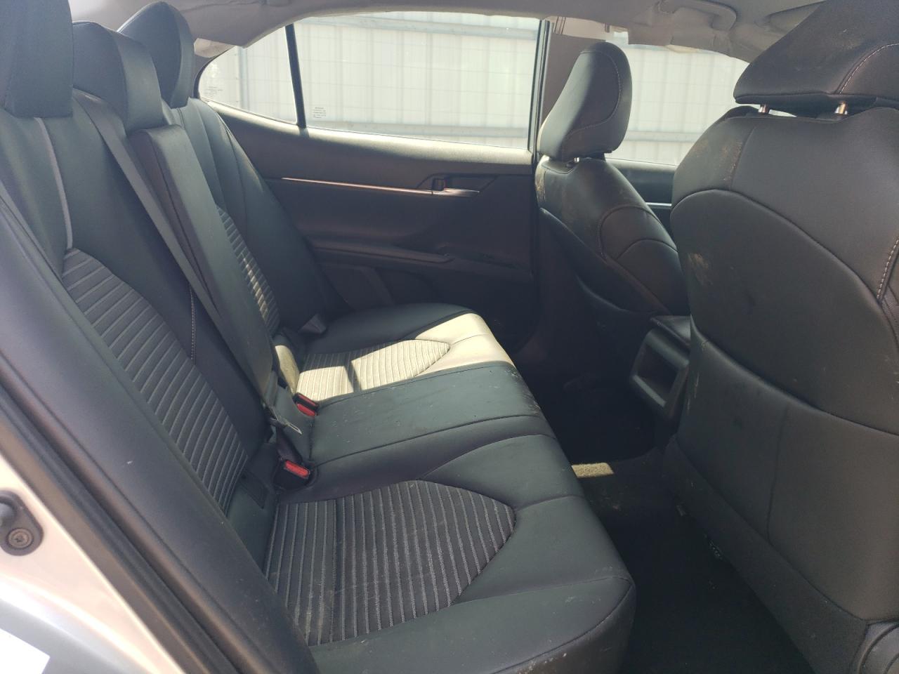 2019 Toyota Camry L VIN: 4T1B11HK0KU733710 Lot: 62758415