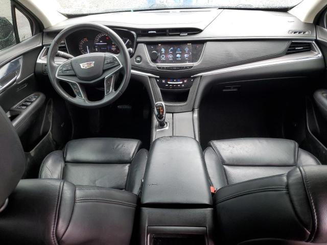 Parquets CADILLAC XT5 2017 Czarny