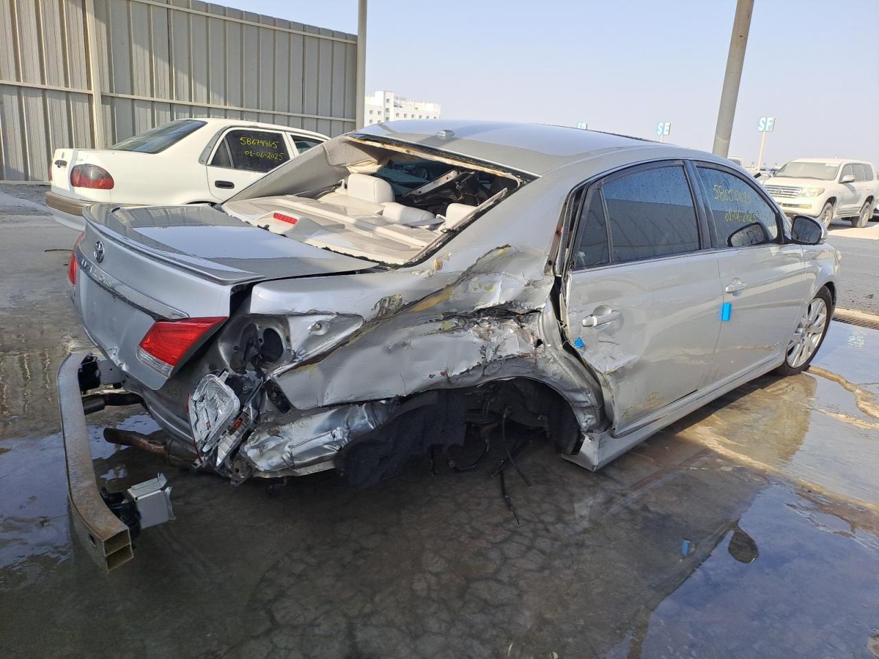4T1BK3DB4BU424580 - 2001 Toyota Avalon - #58650615