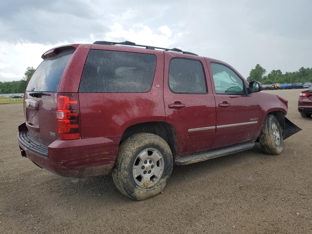 CHEVROLET TAHOE 2011 VIN 1GNSKBE03BR301469 photo 3